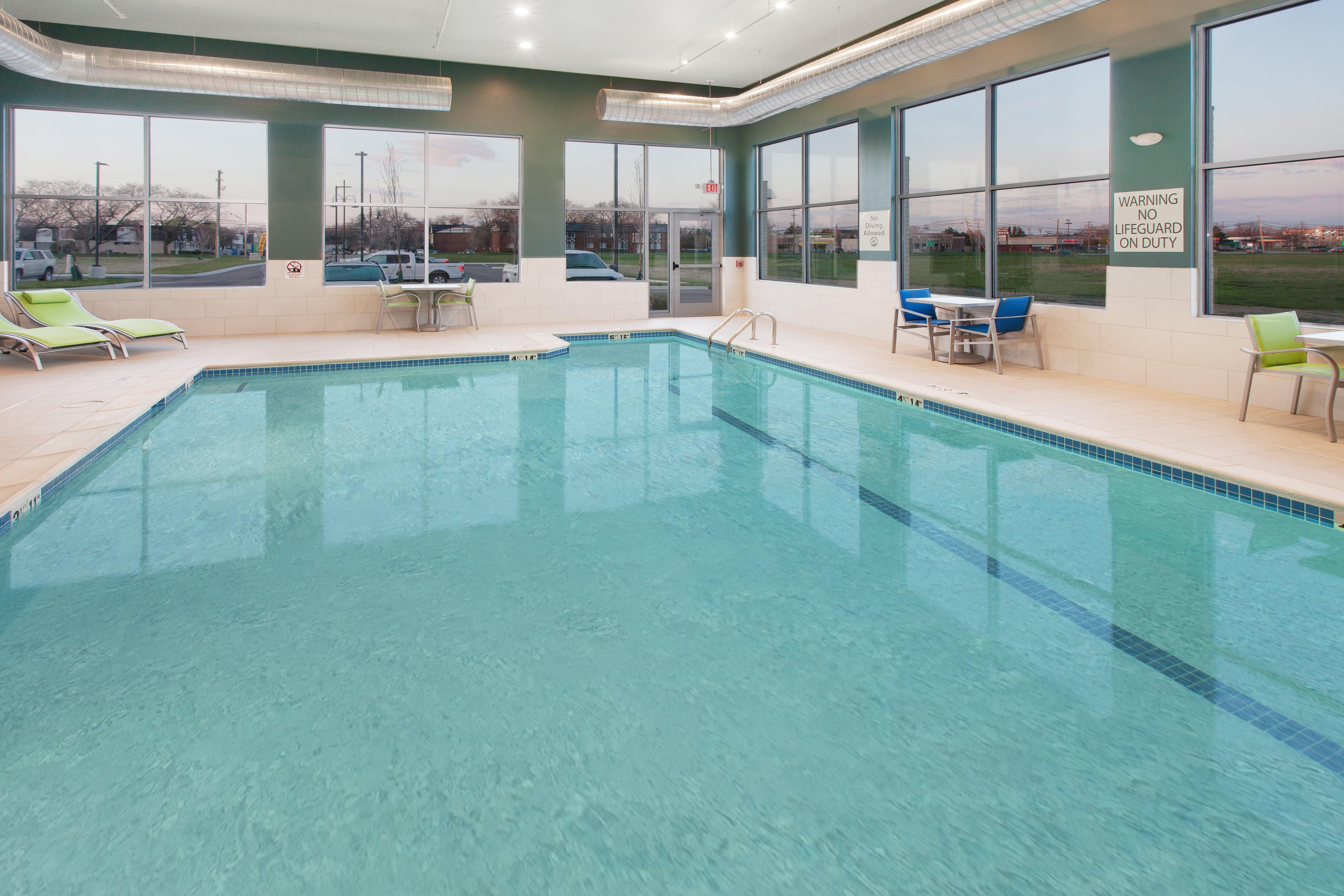 Holiday Inn Express & Suites - Sterling Heights-Detroit Area By Ihg Екстер'єр фото