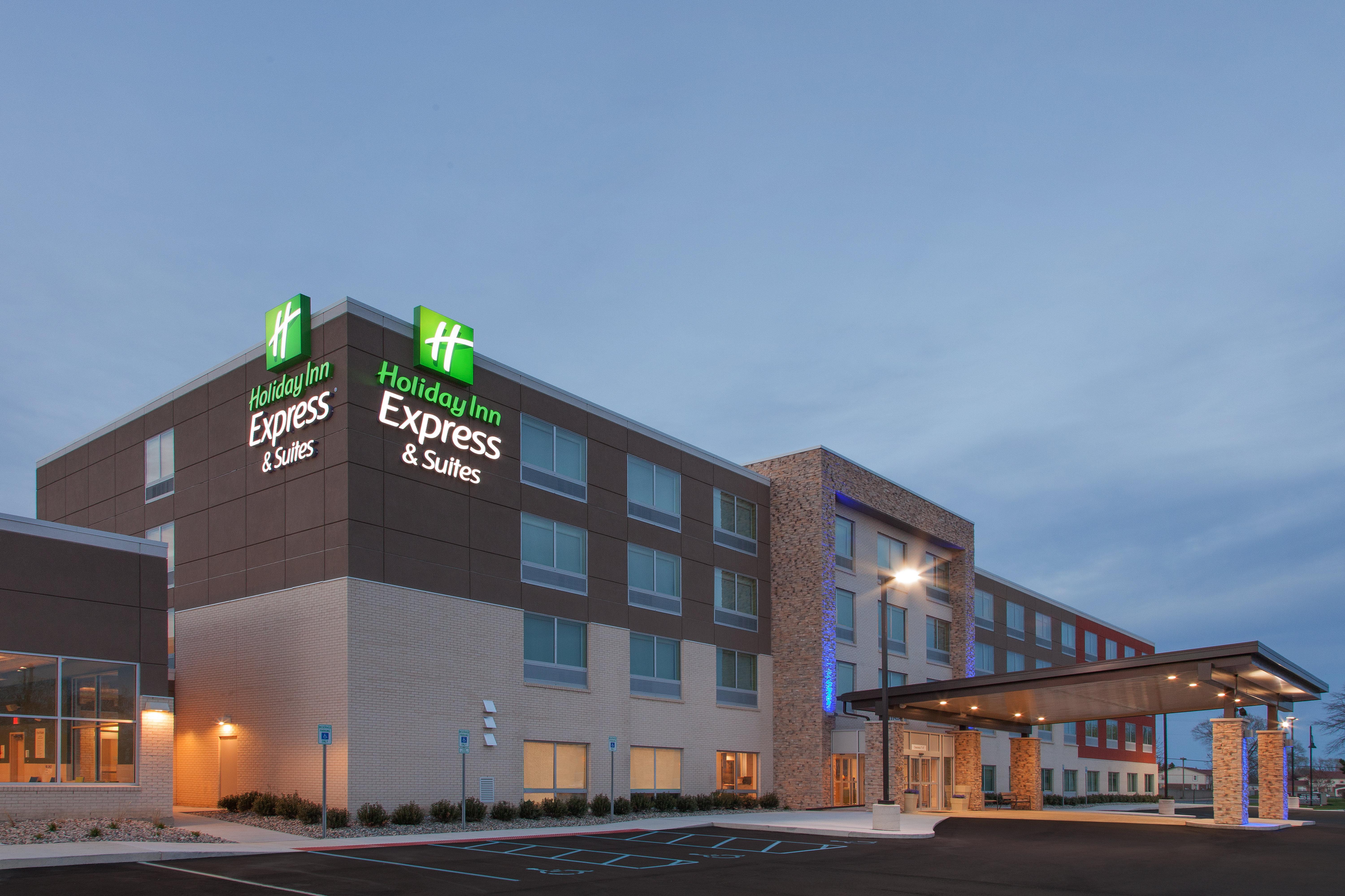 Holiday Inn Express & Suites - Sterling Heights-Detroit Area By Ihg Екстер'єр фото